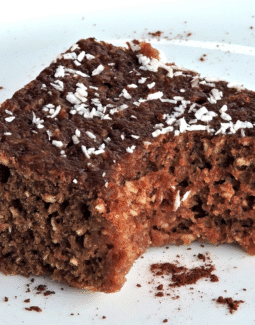 Kolač s kokosom i kakaom: jednostavan recept